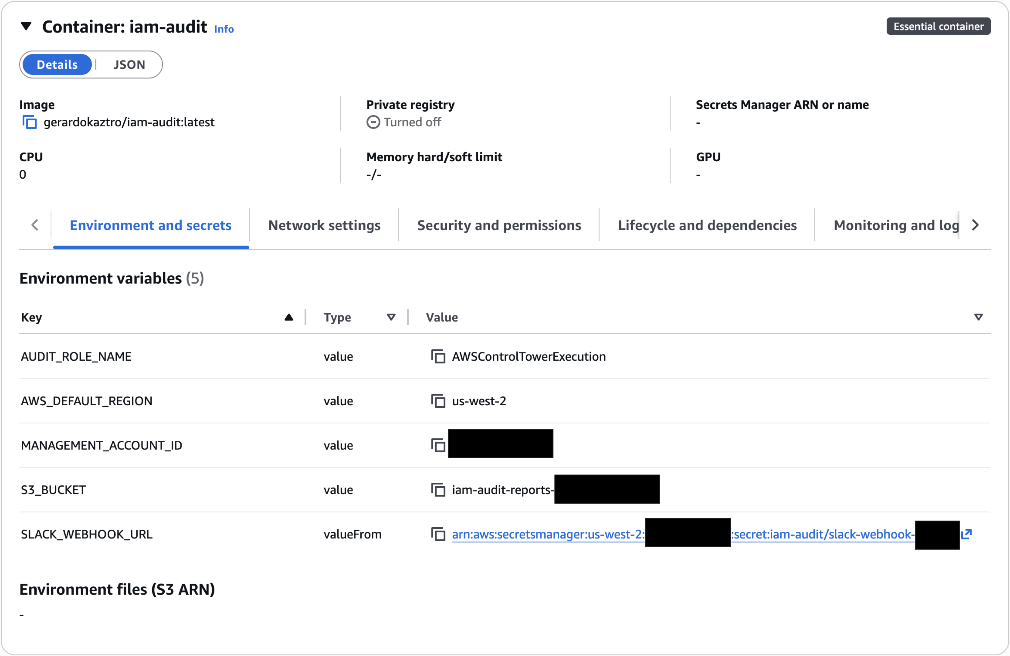 Diferencia entre environment y secrets en el Task Definition de ECS